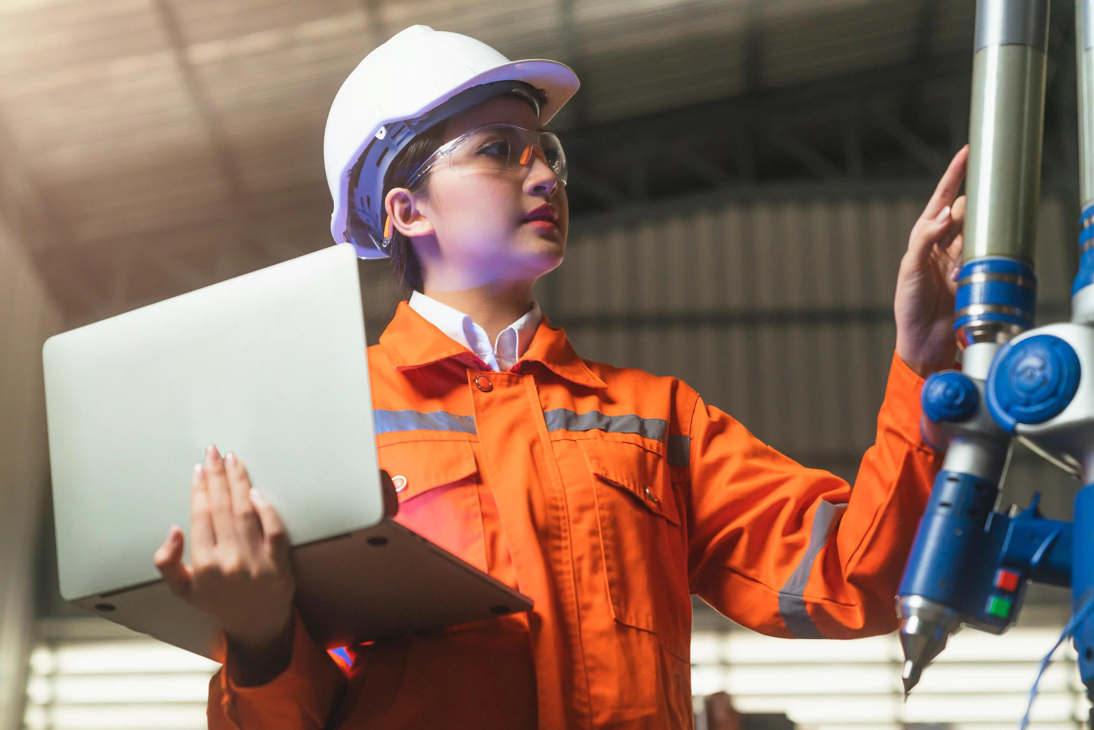 How Does Ultrasonic Testing Work? A Simple Guide for Manufacturers